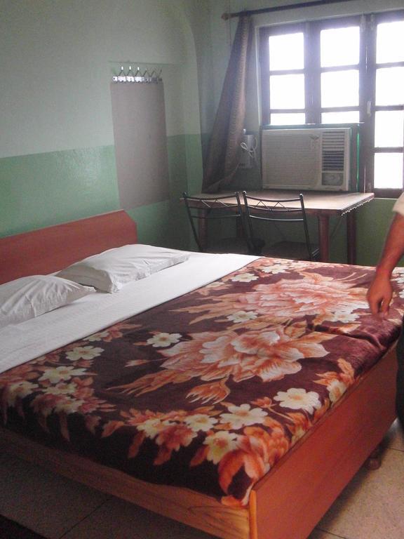 Shivakashi Guest House Varanasi Zimmer foto