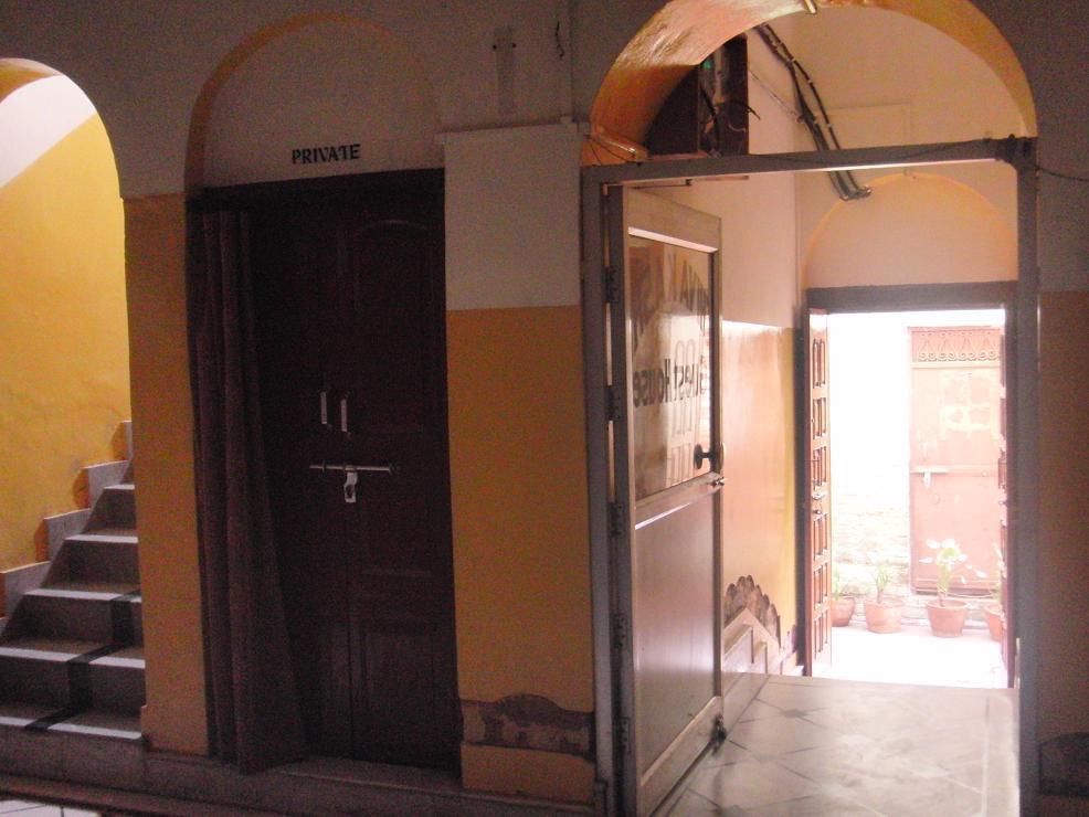Shivakashi Guest House Varanasi Exterior foto